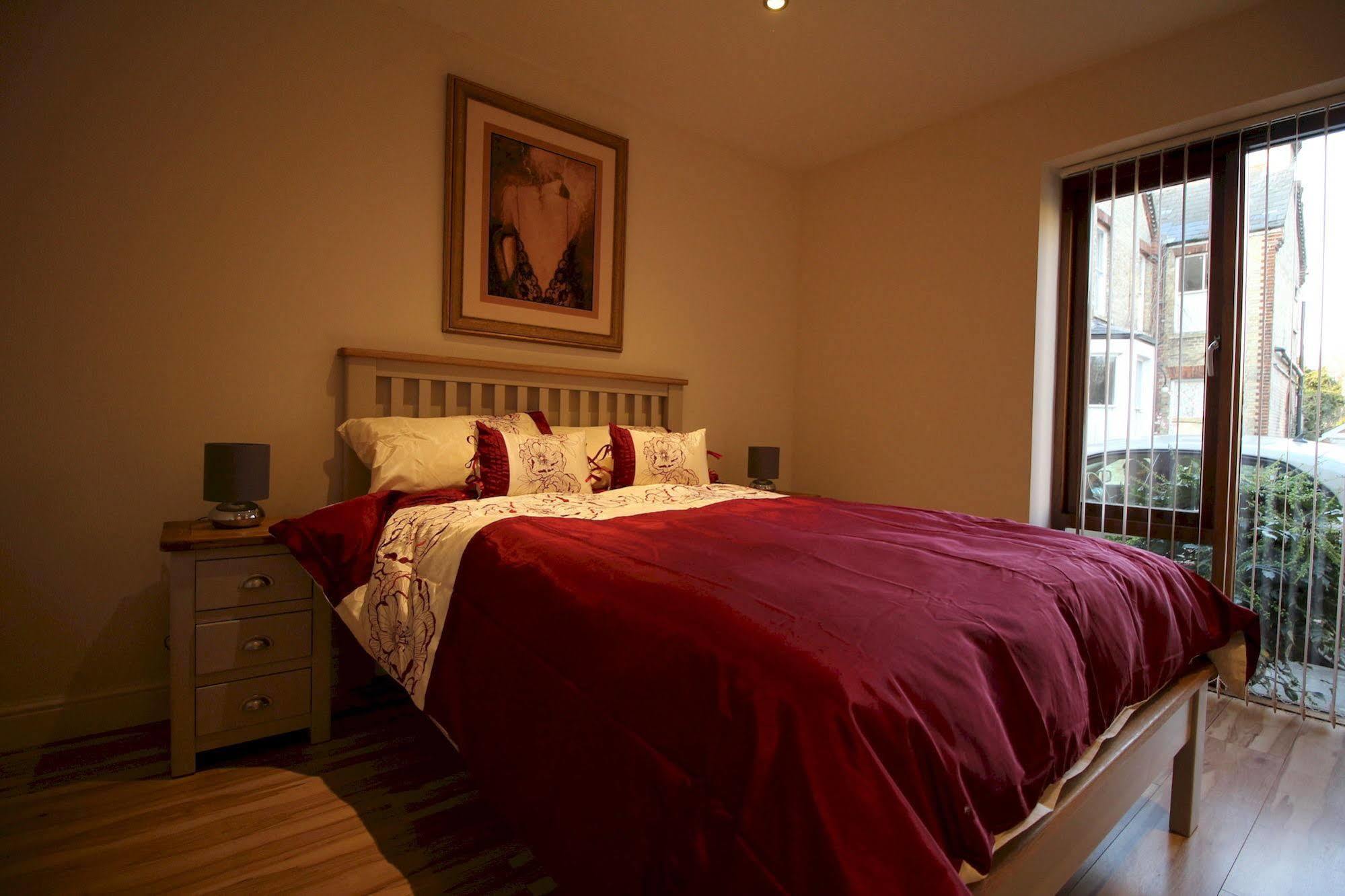 Lux Living Apartments - Alpha Apartments CBG Buitenkant foto